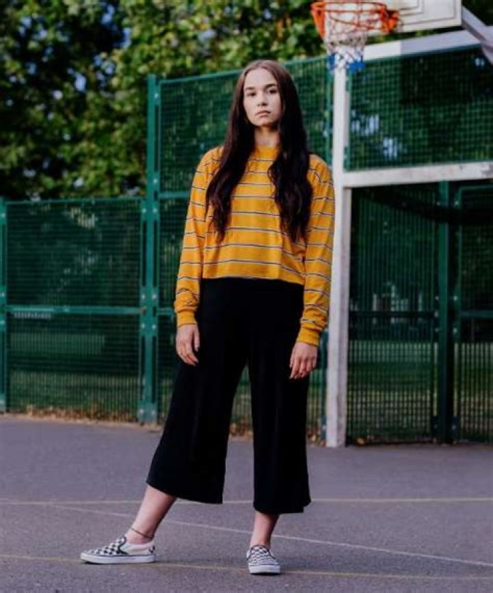 
Indianna Ryan Height, Weight, Net Worth, Age, Birthday, Wikipedia, Who, Nationality, Biography 