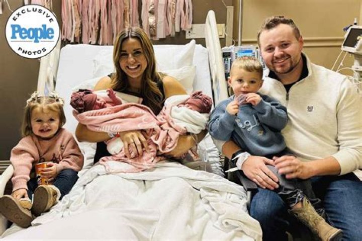 
Is Anna Duggar Pregnant Again In 2022? Josh Duggar Kids And Family Amid Sentencing 