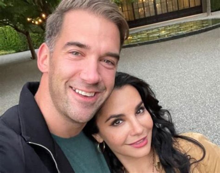 Lewis Howes Height, Age, Husband, Biography, Wiki, Net Worth