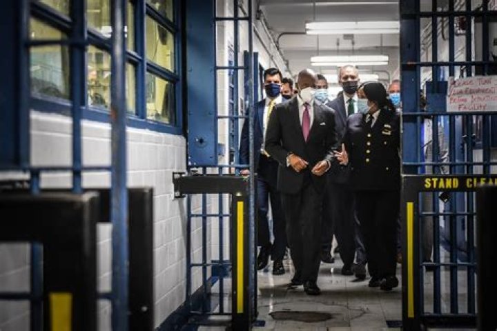 
Ricardo Cruciani A Neurologist Was Found Dead At Rikers Island Prison 