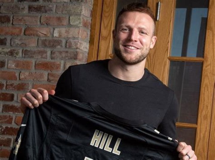 Taysom Hill Height, Weight, Net Worth, Age, Birthday, Wikipedia, Who, Nationality, Biography
