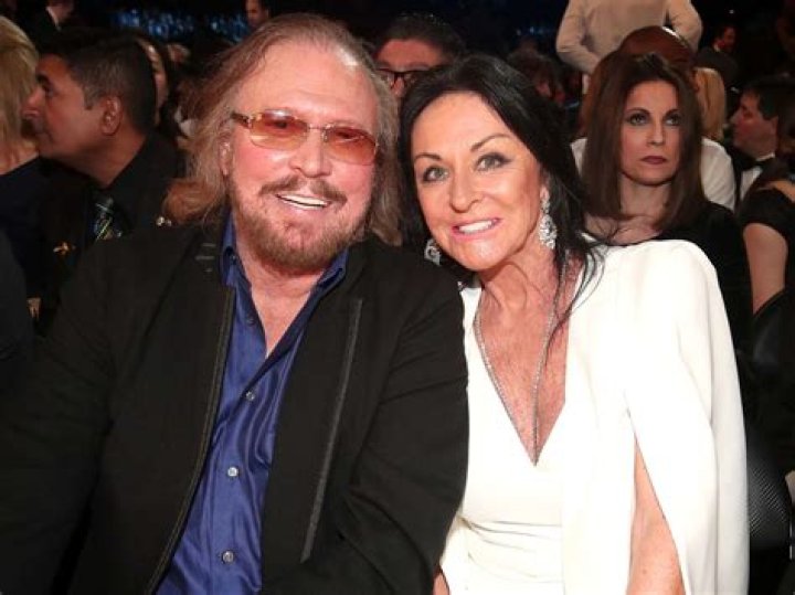 
Who Are Linda Lewis Sister? Meet Dee And Shirley Lewis: Family And Net Worth 