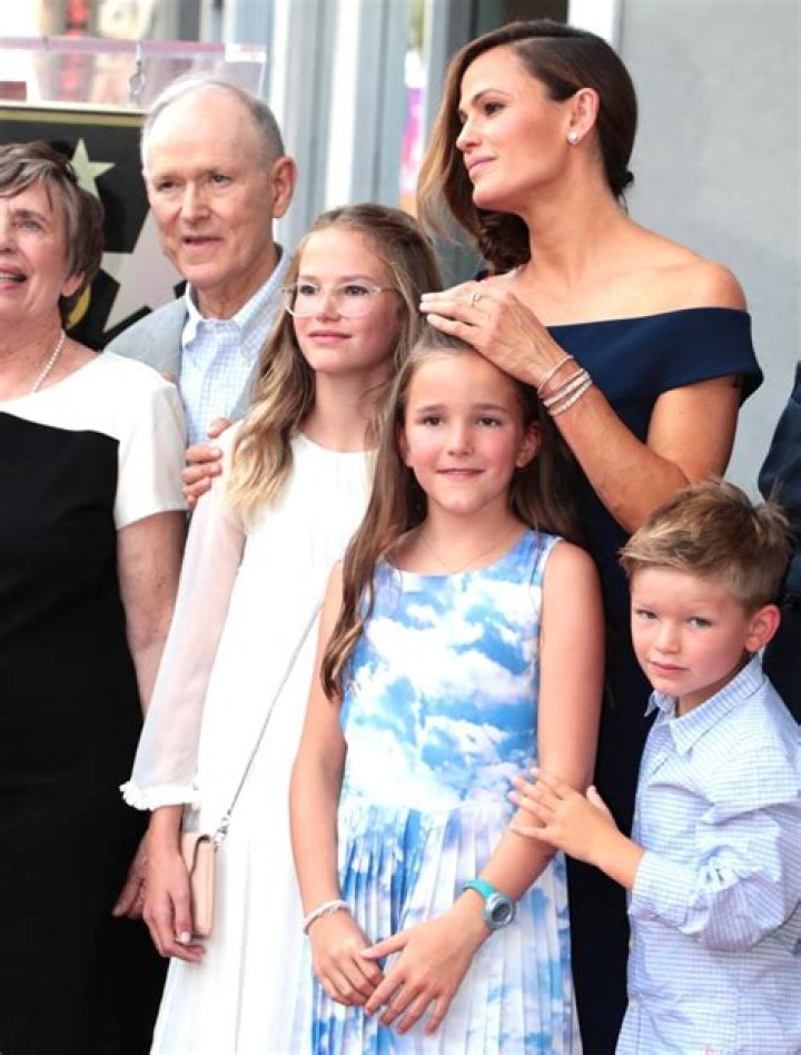 
Who is Violet Affleck? Ben Affleck’s daughter is splitting image of mother Jennifer Garner 